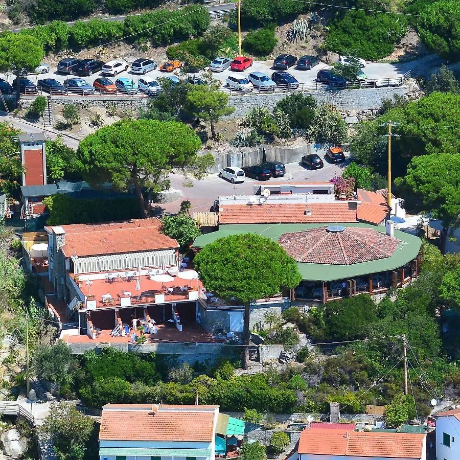 Hotel Baia Imperiale Spiaggia di Cavoli 4*,  Italy