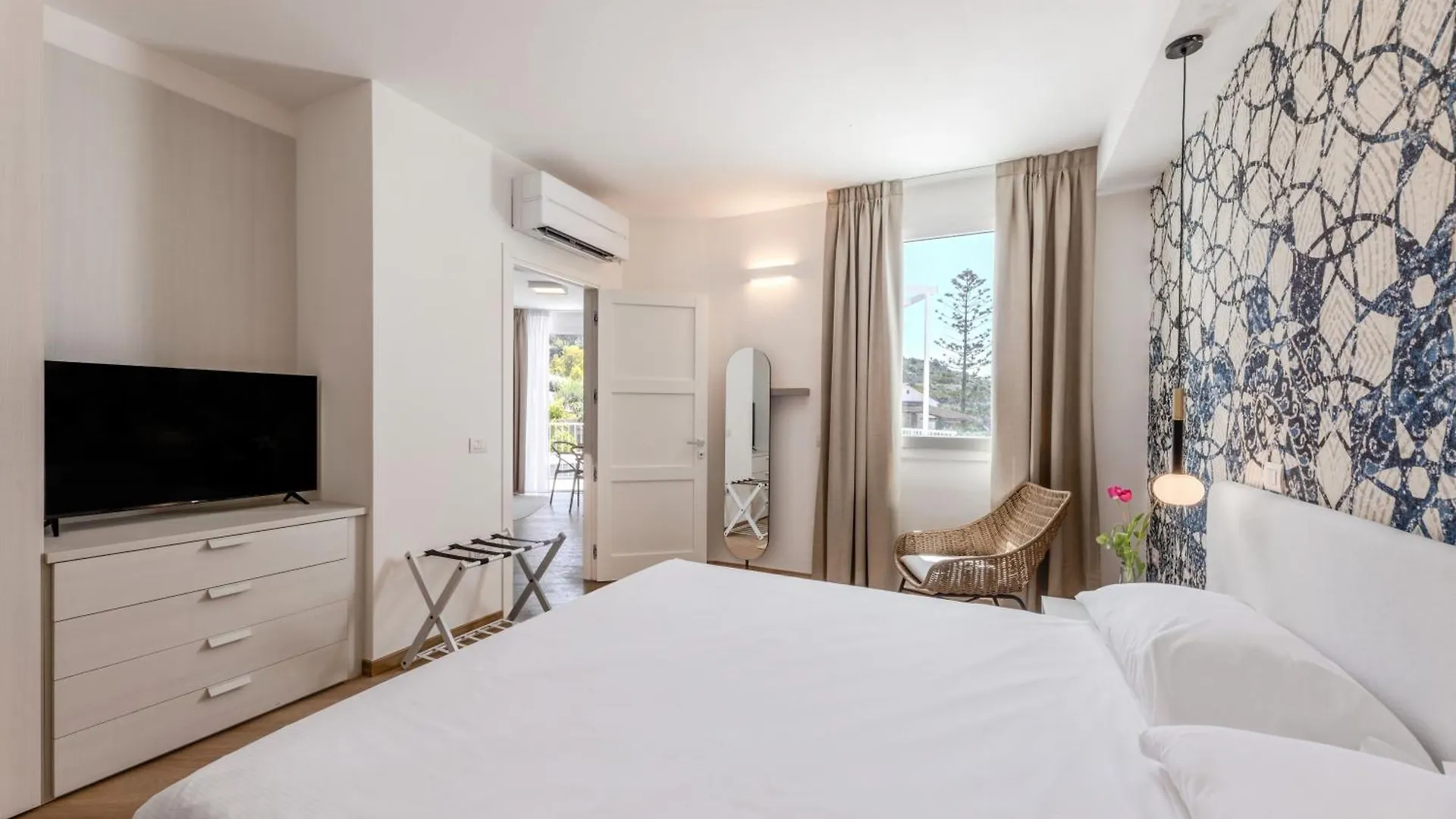 Hotel Baia Imperiale Spiaggia di Cavoli