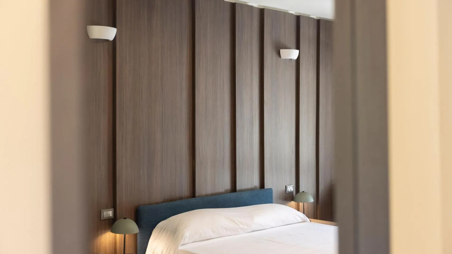 Hotel Baia Imperiale Spiaggia di Cavoli 4*,  Italy