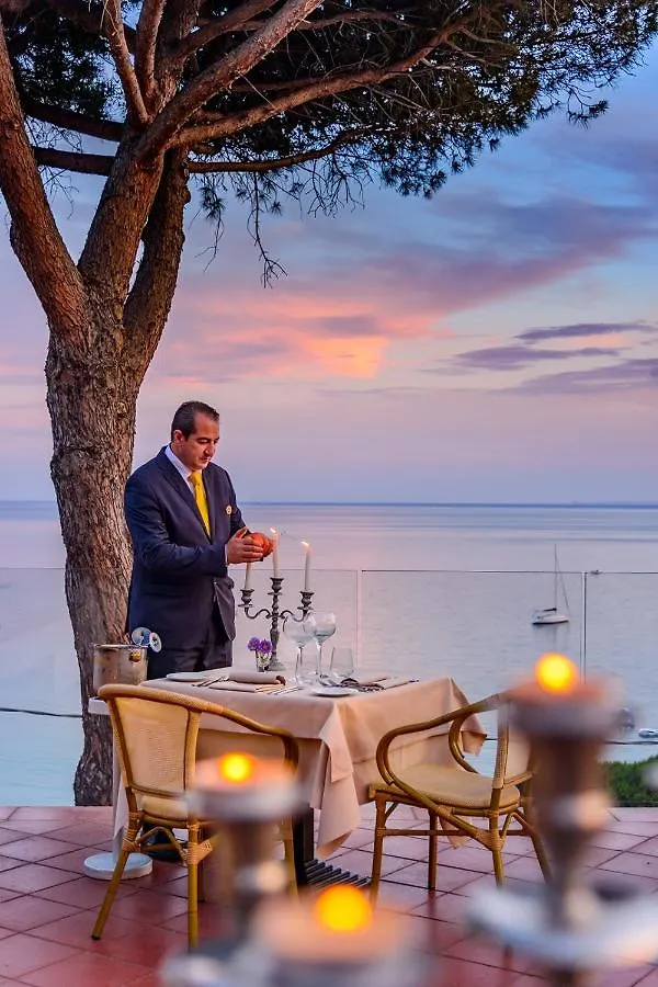 Hotel Baia Imperiale Spiaggia di Cavoli Italia