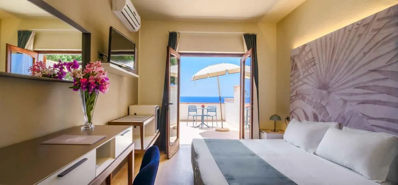 Hotel Baia Imperiale Spiaggia di Cavoli